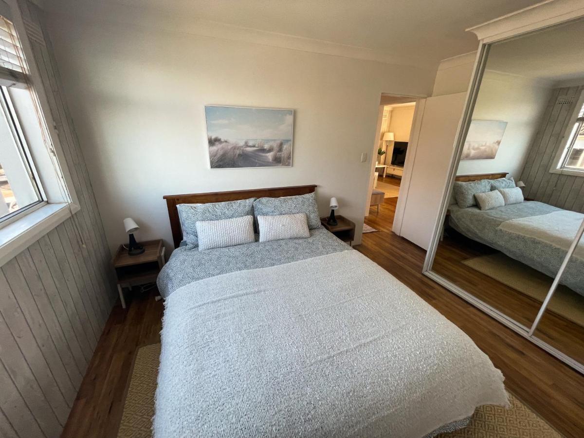 Beachside Apartment Blackwoods Beach Кронула Екстериор снимка
