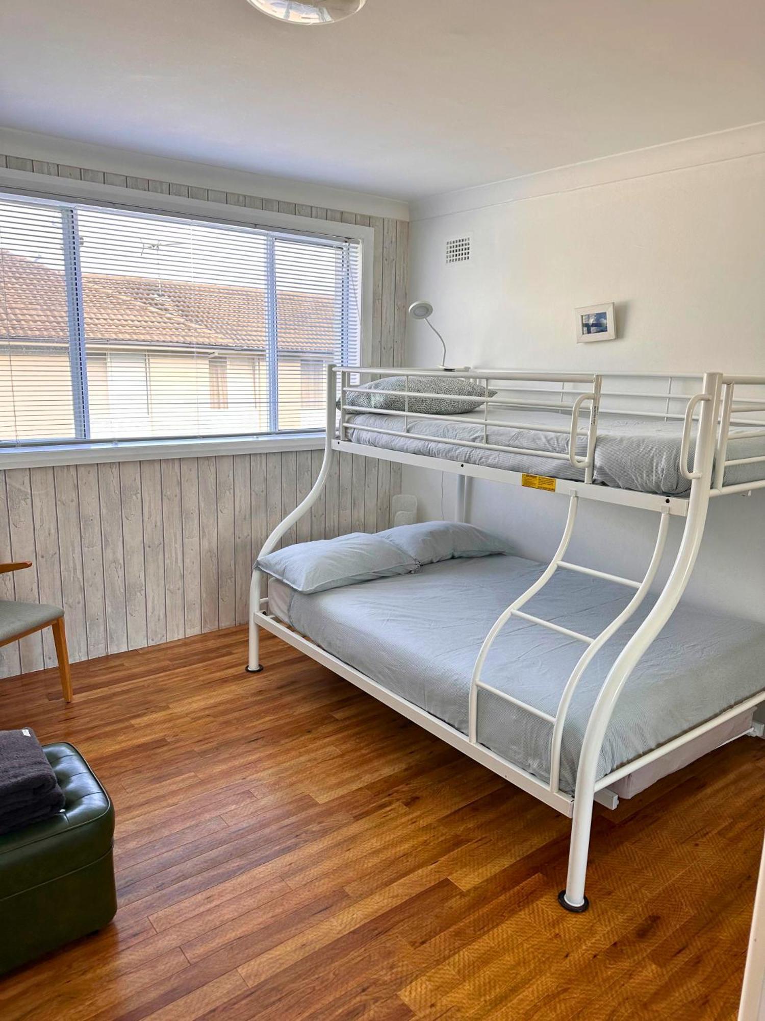 Beachside Apartment Blackwoods Beach Кронула Екстериор снимка